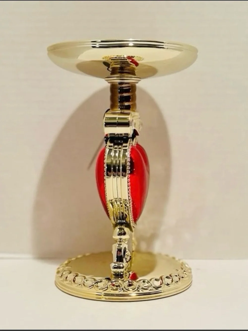 Bath & Body New Evil Queen Pierced Heart Pedestal 3-Wick Candle Holder